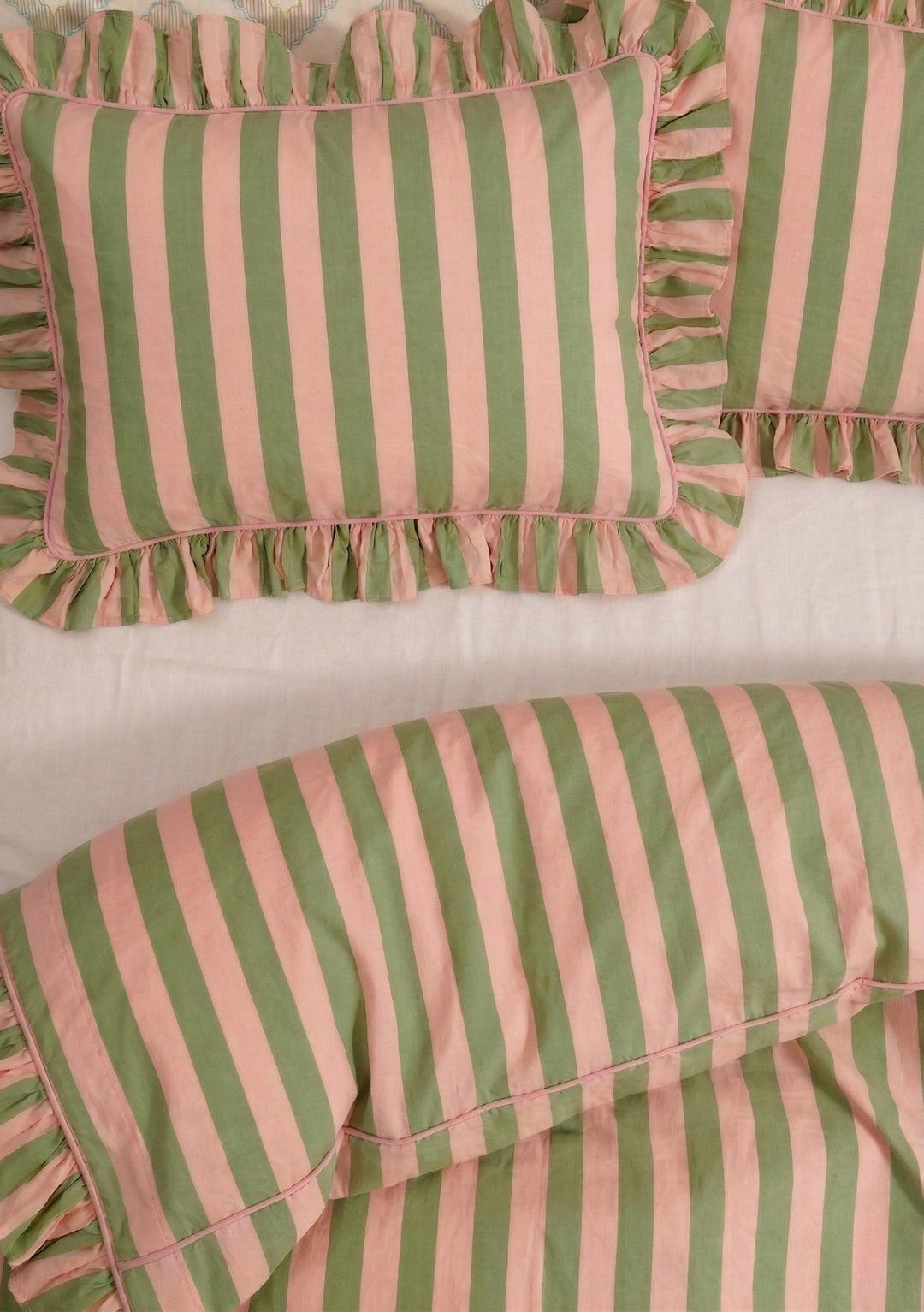 Cotton Duvet Cover & Pillowcases Set in Green Stripe