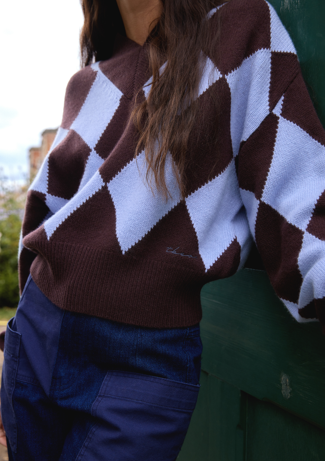 Merino Wool V-Neck Cropped Jumper in Brown & Blue Argyle