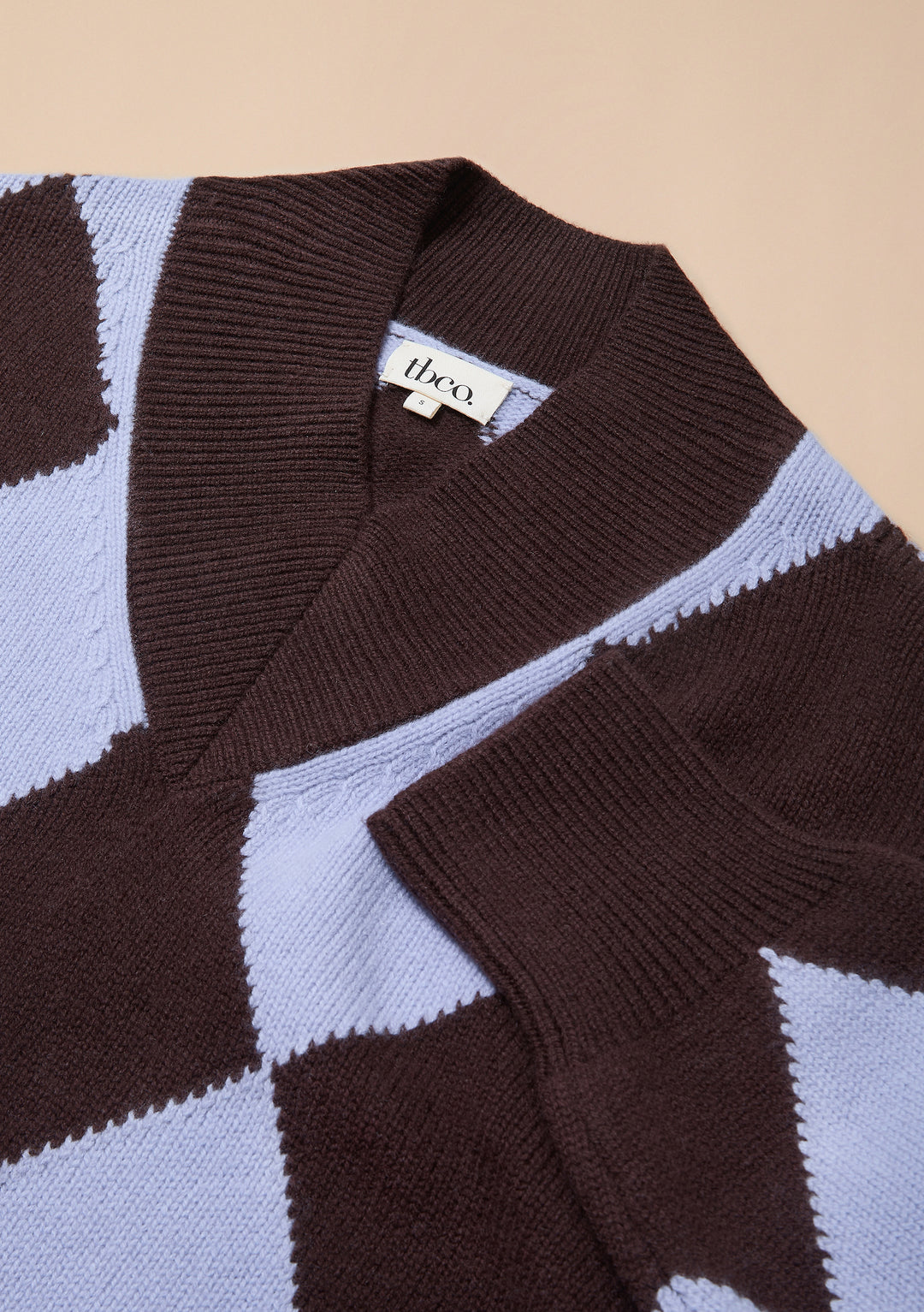 Merino Wool V-Neck Cropped Jumper in Brown & Blue Argyle