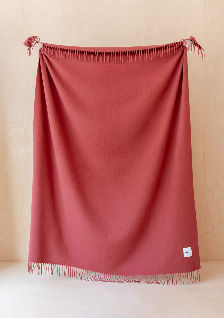 Lambswool Blanket in Mulberry