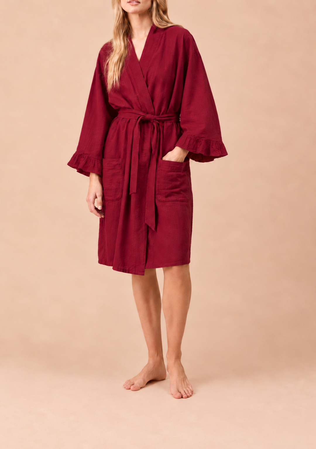 Robe en coton à volants rouge profond