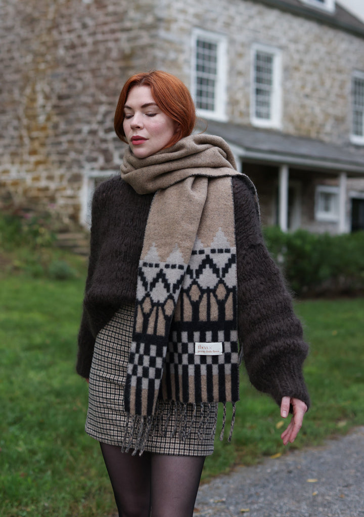 TBCo x Pretty Little Fawn Fair Isle Schal