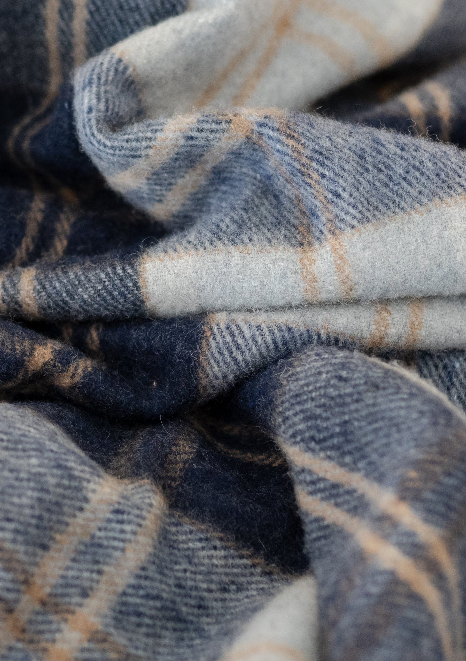 TBCo Recycled Wool Blanket - Thumbnail 2