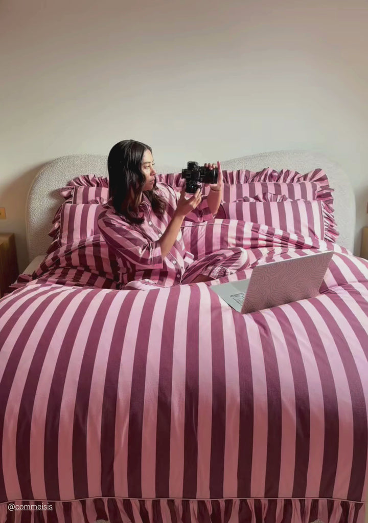 Cotton Duvet Cover & Pillowcases Set in Pink & Burgundy Stripe